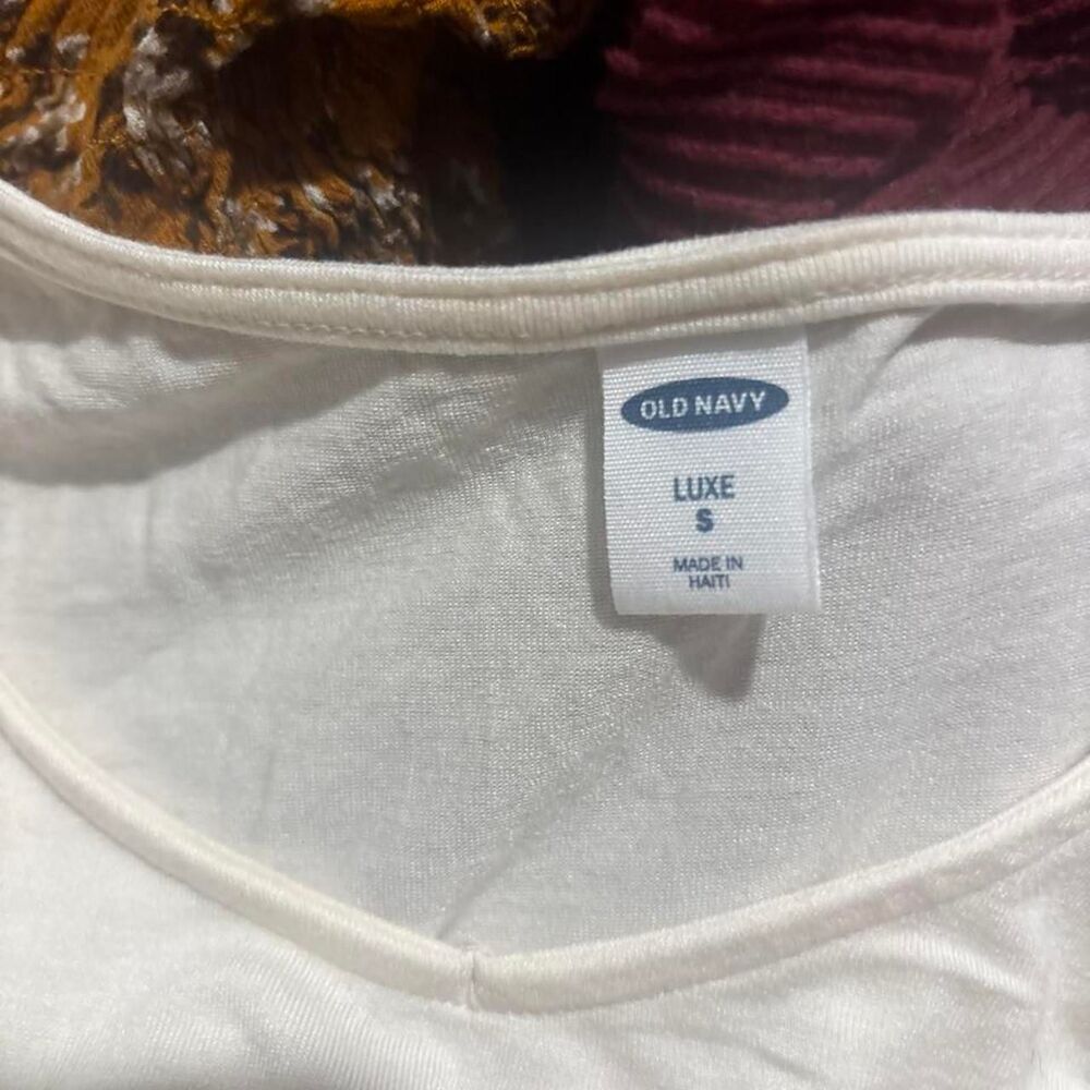 Old-navy Women's White and Cream Blouse - Picture 2 of 2
